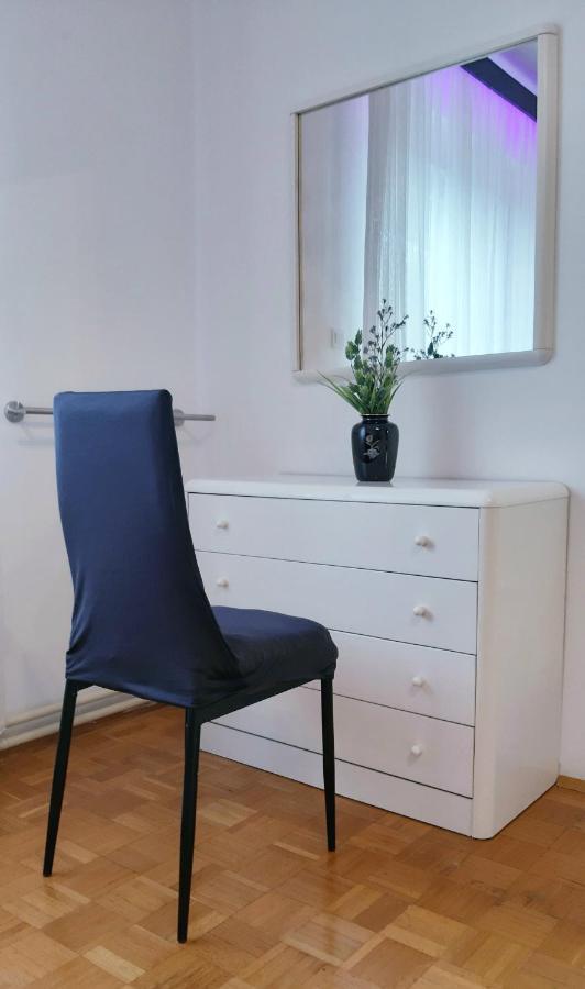 Roomserv Λιουμπλιάνα Εξωτερικό φωτογραφία